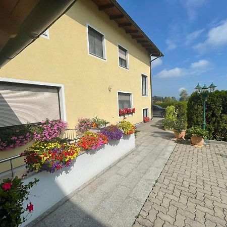 Gasthaus-Pension Zum Loewen Asten 외부 사진