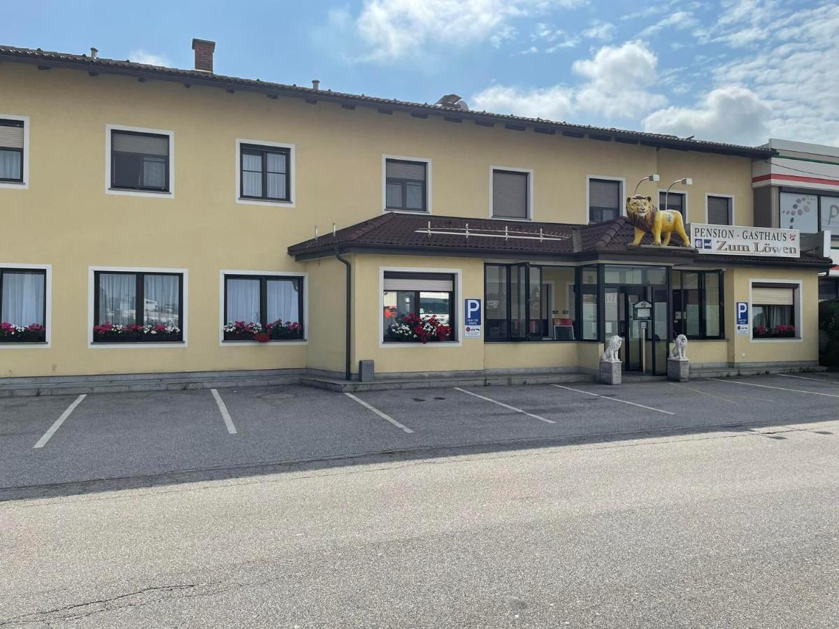 Gasthaus-Pension Zum Loewen Asten 외부 사진