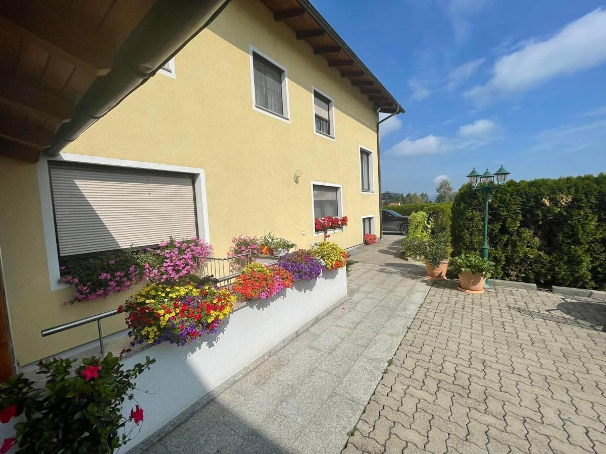 Gasthaus-Pension Zum Loewen Asten 외부 사진