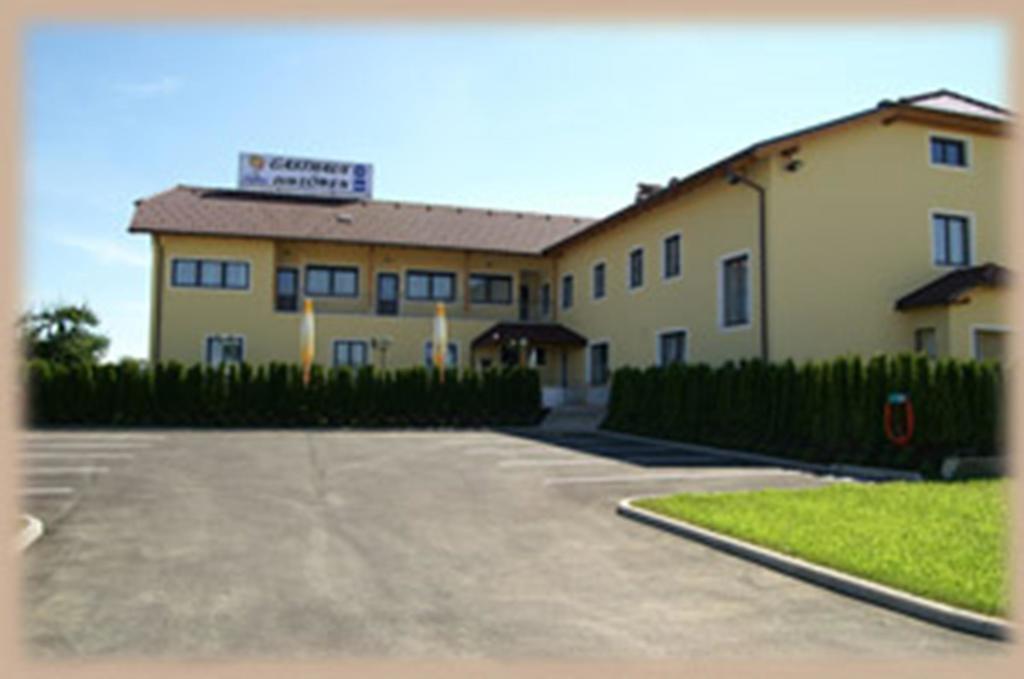 Gasthaus-Pension Zum Loewen Asten 외부 사진